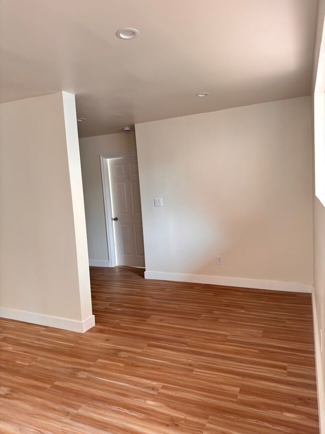 Photo - 1060 McFarland Ave Unit ADU