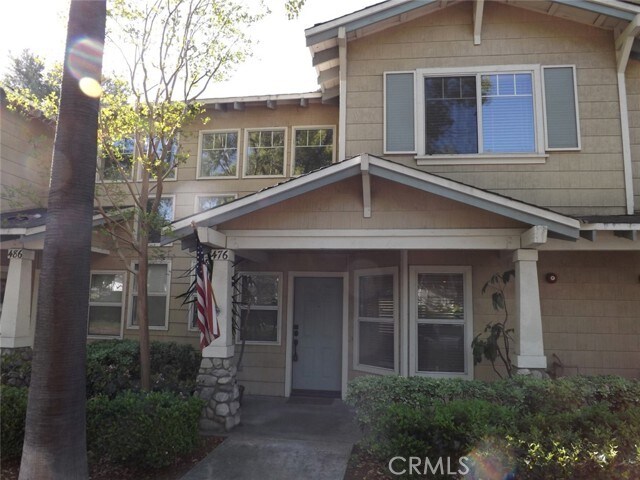 Photo - 476 E Center St Townhome