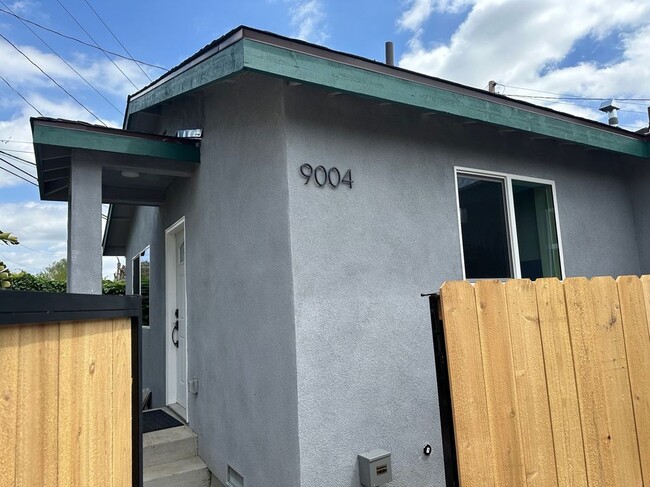 Building Photo - 9004 Amsdell Ave Rental