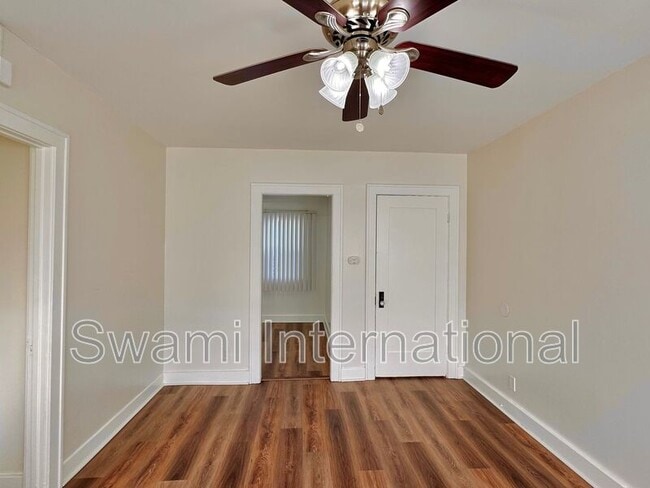Photo - 2423 248th St