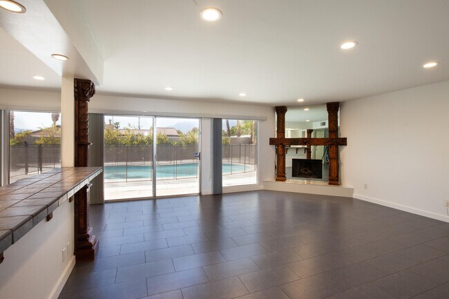 Photo - 3033 E Verona Rd