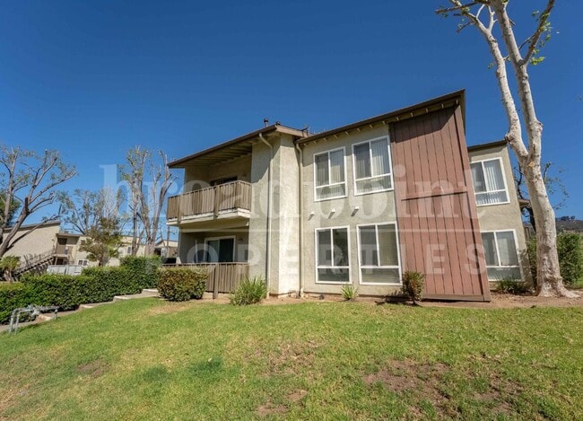 Building Photo - 2536 White Oak Pl