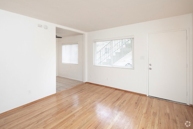 Building Photo - 1 BR with Parking and Utilities Included ~... Unit 1240 Rental