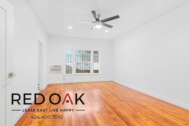 Photo - 1818 Whitley Ave Unit 108