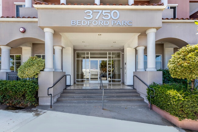Building Photo - 3750 Santa Rosalia Dr Unit 408