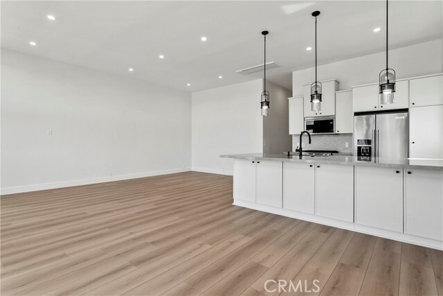 Photo - 913 W Balboa Blvd Unit C