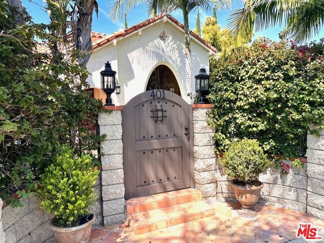 Photo - 401 Kings Rd