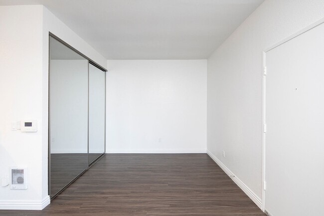Photo - Bridgeview Apartments
