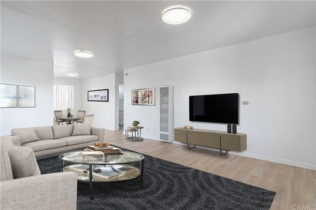 Photo - 1652 W 204th St Unit #9