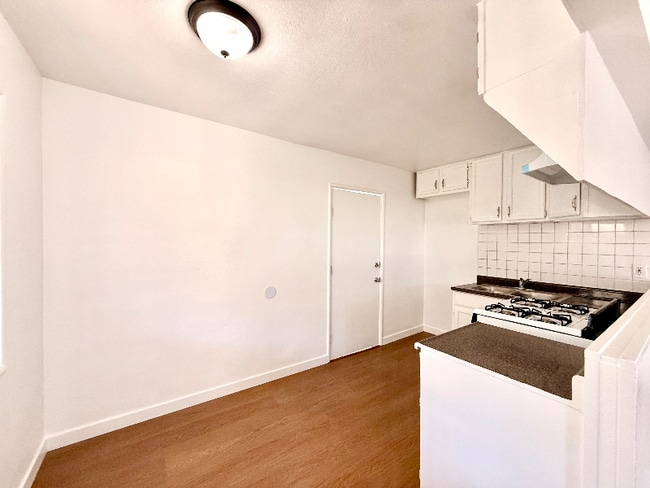 Photo - 9303 S Western Ave