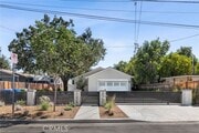 Photo - 21824 Cohasset St