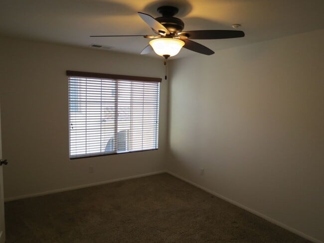 Photo - Rancho Coronado / Discovery Hills San Marcos Townhome- CSUSM Close