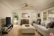 Photo - 2230 Fink St