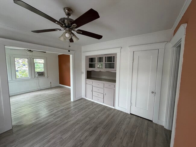 Building Photo - 3172 Glenmanor Pl