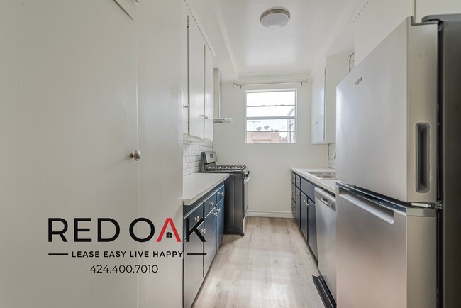 Photo - 5134-5180 Clinton St-5160.5 Unit 5160.5