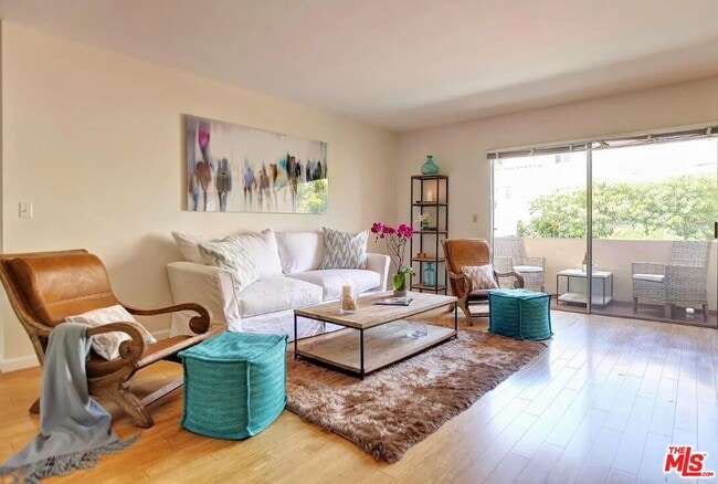 Photo - 852 17th St Unit 3