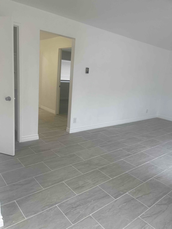 Photo - 16881 Sims Lane