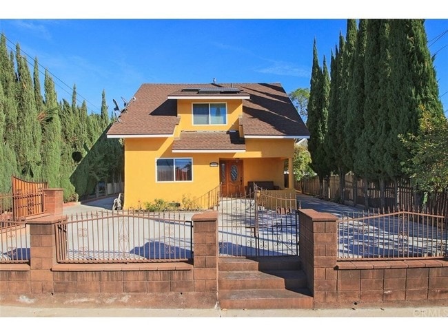 Photo - 2134 N Thomas St Unit A