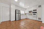 Photo - 469 W 19th St Apartment Unit 1