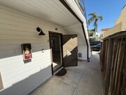 Photo - Beautiful 2 Bedroom Belmont Shore Apartment for Rent - Garage Parking Included! Unit #A