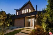 Photo - 1130 N Poinsettia Pl