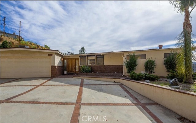 Building Photo - 1300 Pso Redondo