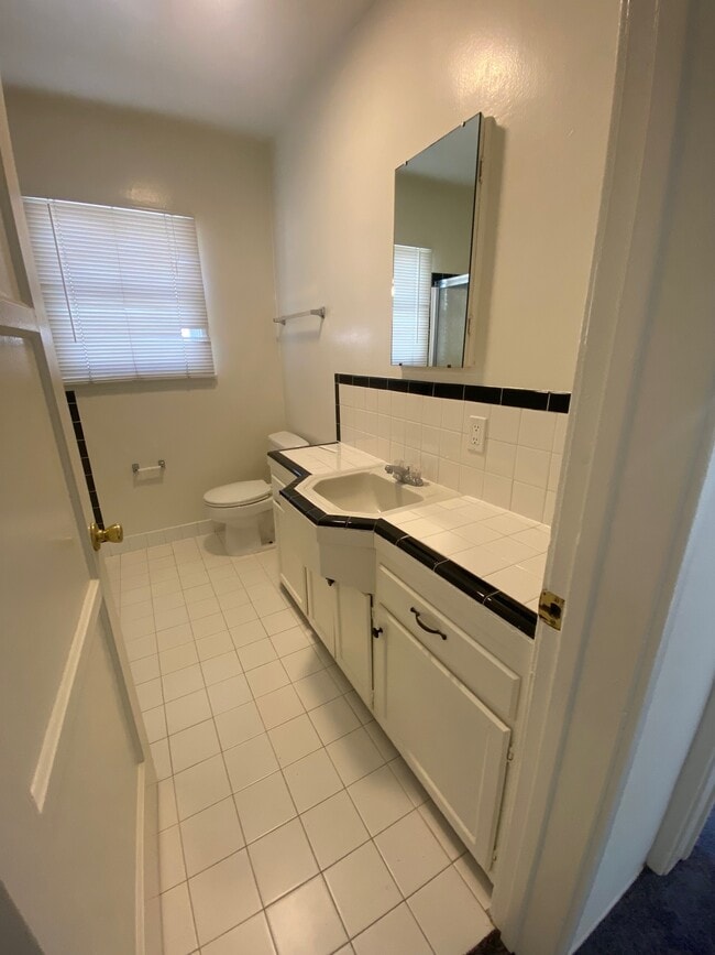 Photo - 609 Kelton Ave Unit 609.5