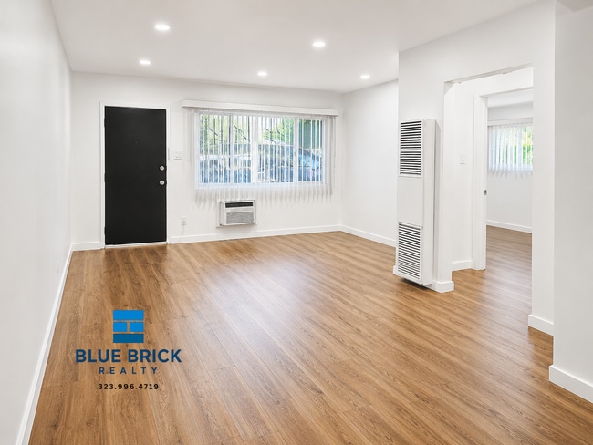 Photo - 5739 Halbrent Ave Unit 25