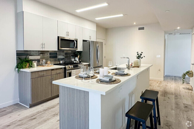 2 BR, 2 BA - Kitchen (Bronson) - Legacy Tamarind Rental