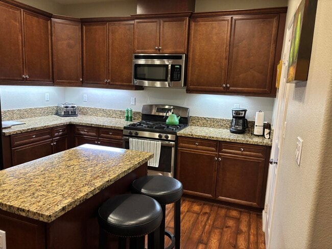 Photo - 520 Calle Vibrante