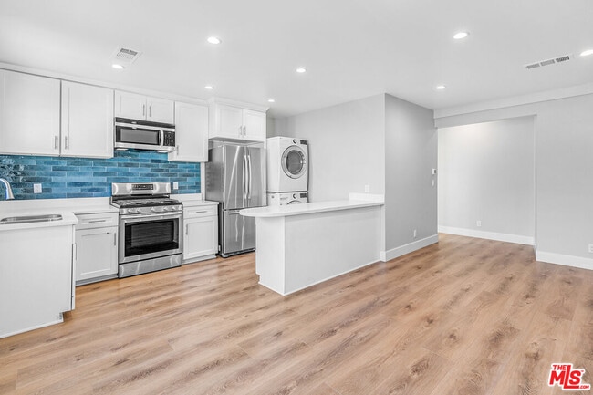 Photo - 14139 Gault St House