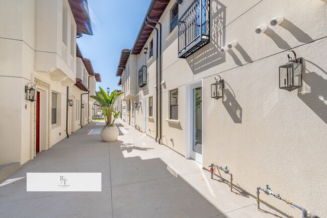 Photo - Whitmore Villas 140 Unit 140 #1