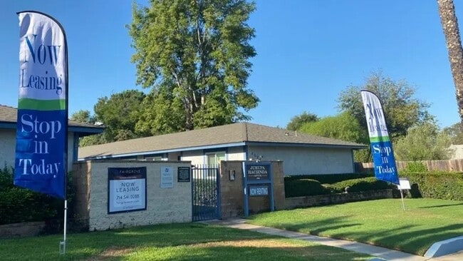 Jurupa Hacienda Apartments - Jurupa Hacienda Apartments