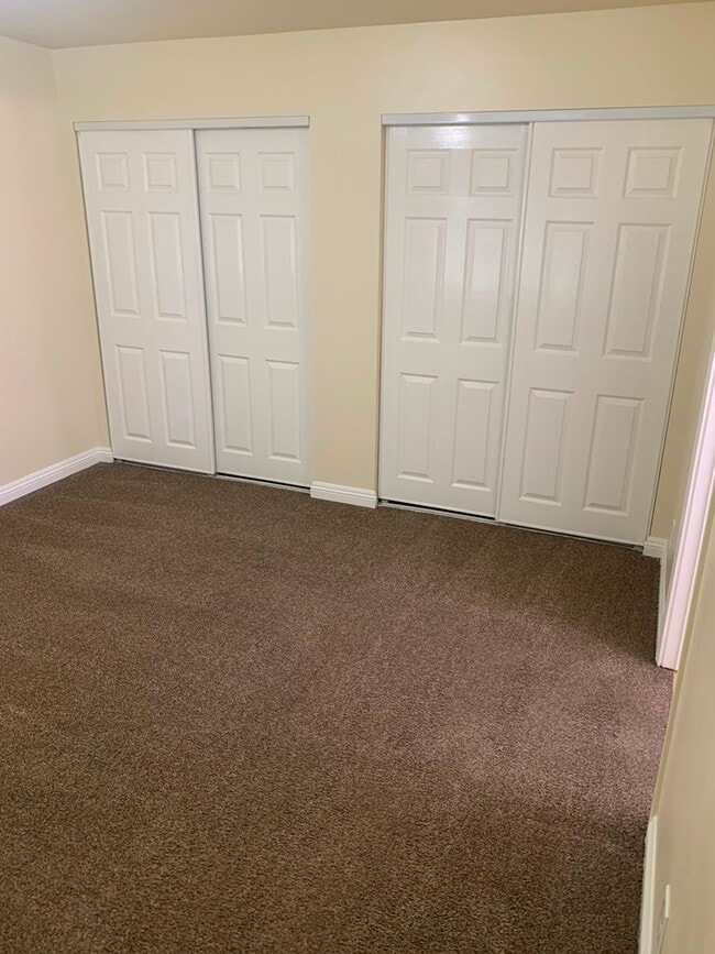 Photo - 1641 E 109th St