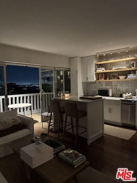 Photo - 999 N Doheny Dr