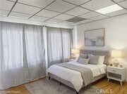 Photo - 855 W 2nd St