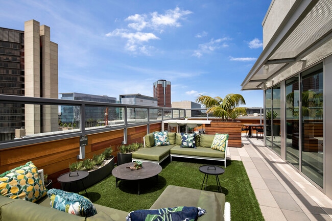 Photo - AMLI Park Broadway