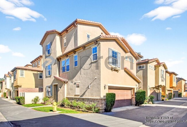 Photo - 10548 Wisteria Cir