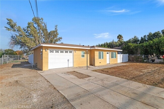 Photo - 9219 Colorado Ave