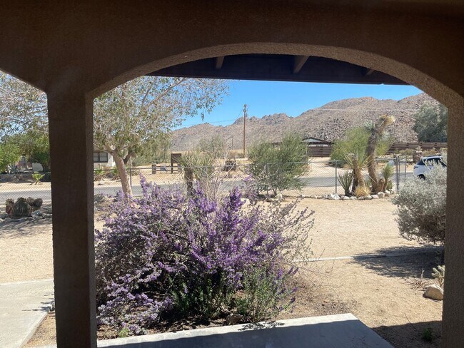 Photo - Charming Joshua Tree Village Home