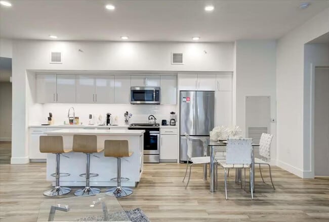 Photo - 100 Park Blvd Unit SI ID1467090P