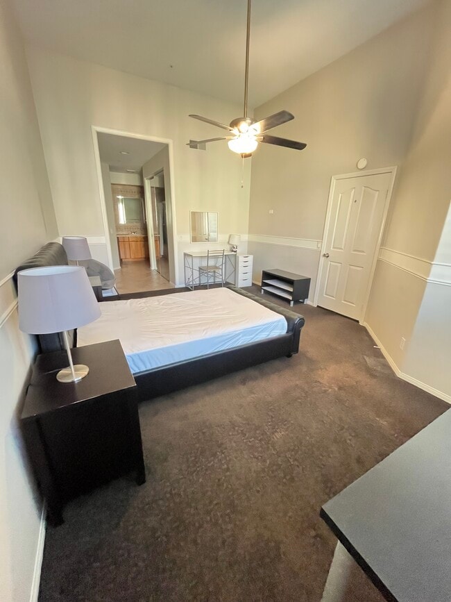 Photo - 13383 Savanna Unit 13382