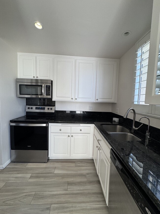 Photo - 10747 Wilshire Blvd Unit 603
