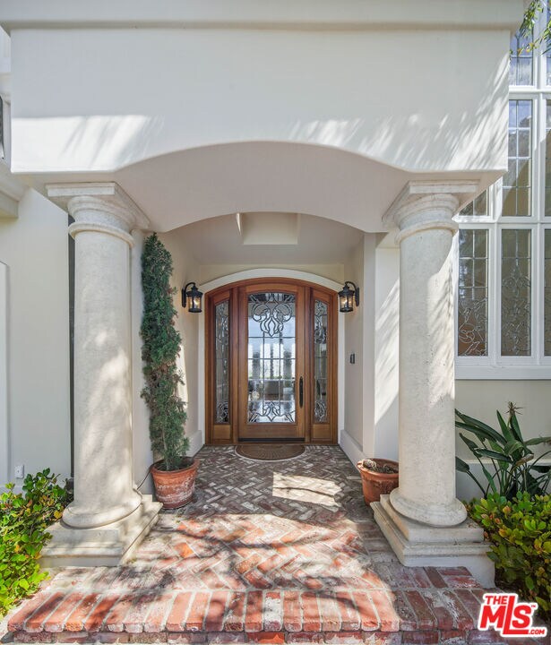 Photo - 10814 Savona Rd