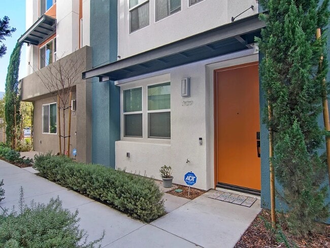 Photo - 709 Anchor Ct