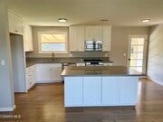 Photo - 4090 Florence St