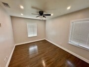 Photo - 3442 N Greenbrier Rd