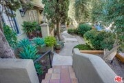 Photo - 1574 Murray Dr