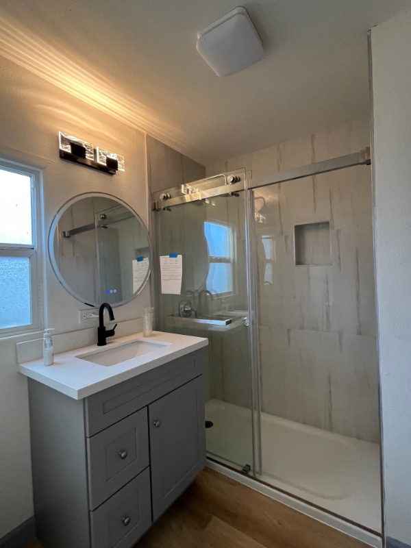 Photo - 10521 Lowden St