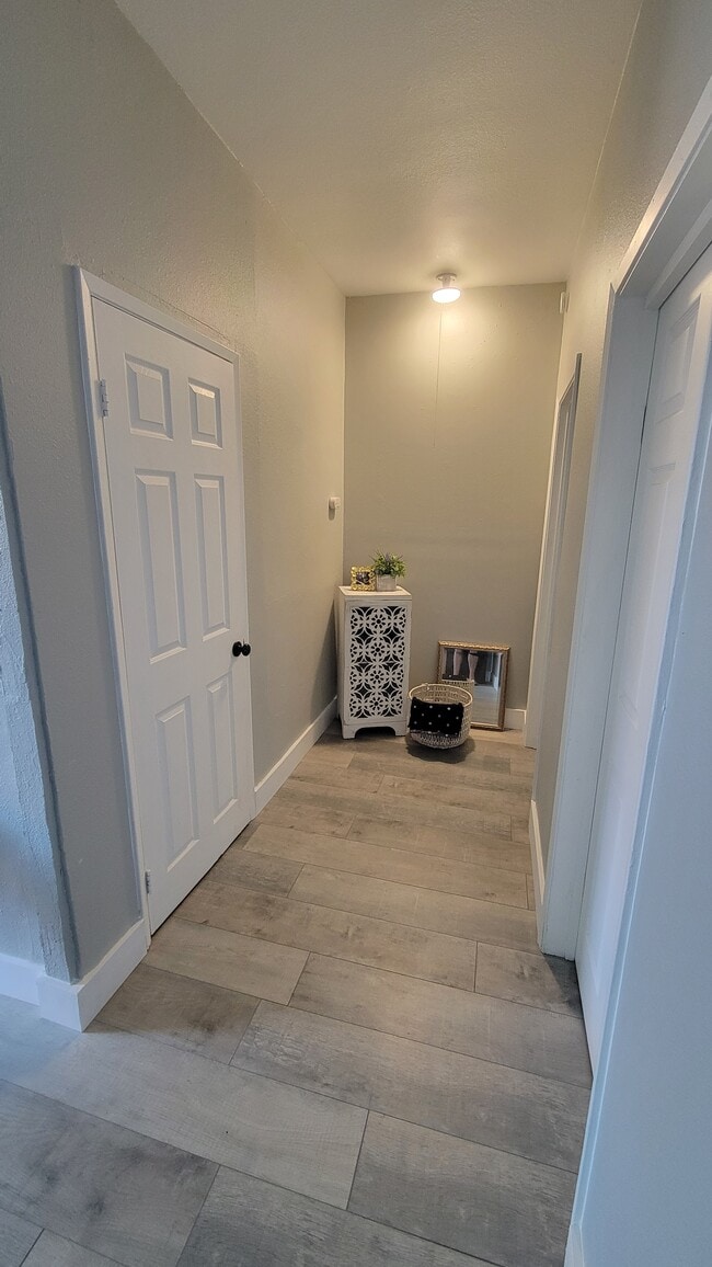 Photo - 2325 W Sequoia Ave Unit #B